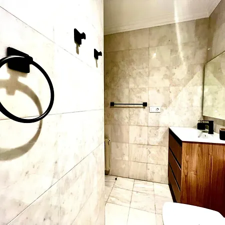 Apartamento Balcones De Colon - Centro